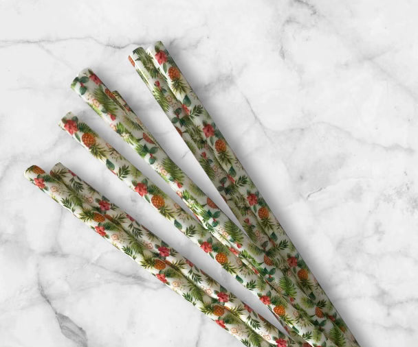 9 in Pineapple Print Straw