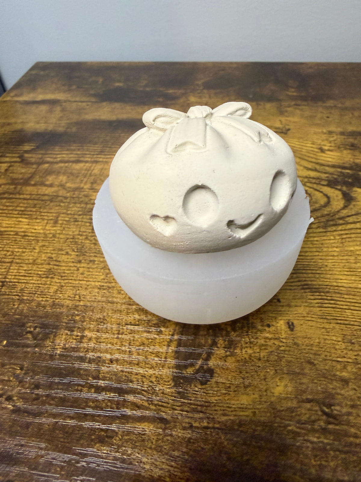 2.5” Bow Single Dumpling Silicone Mold