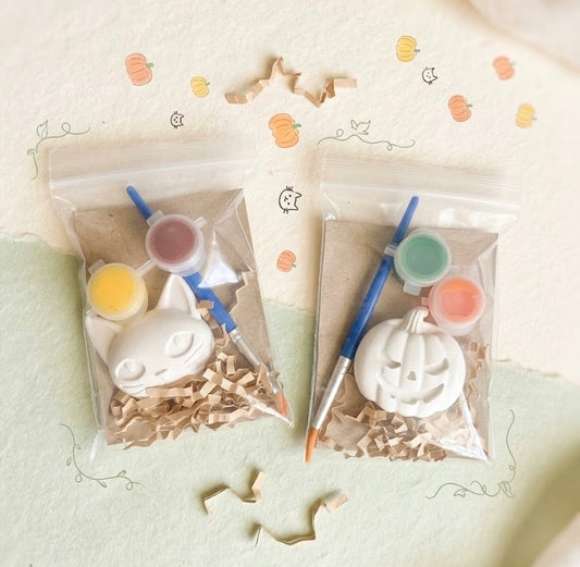 Mini Halloween Pumpkin Magnets Plaster Kit